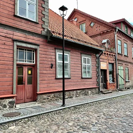 Spacious In Old Town Appartement